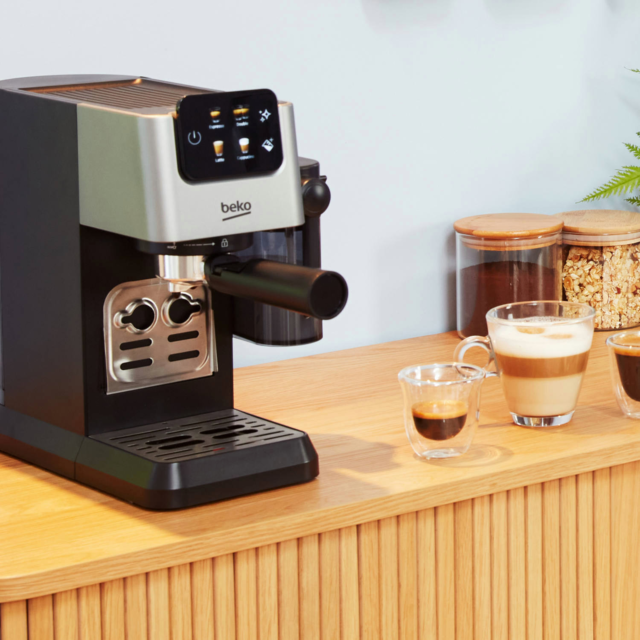 Beko CEP5304X CaffeExperto CEP5302B Manual Espresso with Steam Wand - Black
