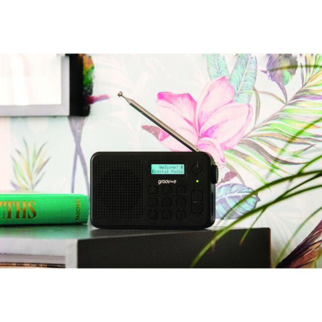 Groov-e GVDR10BK Madrid Rechargeable DAB Radio With Bluetooth 